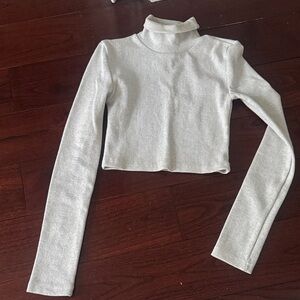 NWOT Princess Polly Light Gray Turtleneck Crop Top XS/S